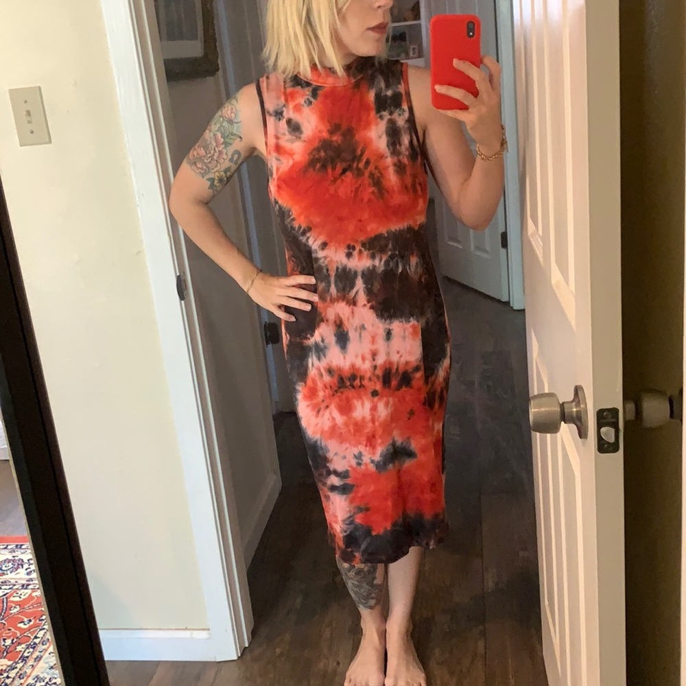 Mock neck stretch tie dye midi dress